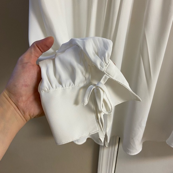 Torrid White Lace Top long‎ sleeve casual 1X - Picture 5 of 7